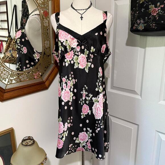 NWT Y2K Morgan Taylor Black & Pink Floral Dark Coquette Romantic Satin Slip XL - Picture 3 of 8